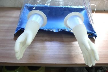 実験室のグローブ ボックスのテスト袋のピラミッドのアイソレーター ポリ塩化ビニール材料イン・ブルー