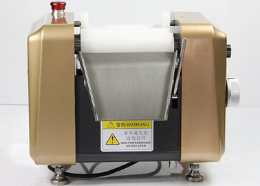 ジルコニアの陶磁器のローラー高速顔料またはインクが付いている3つのローラーの実験室のボール ミル